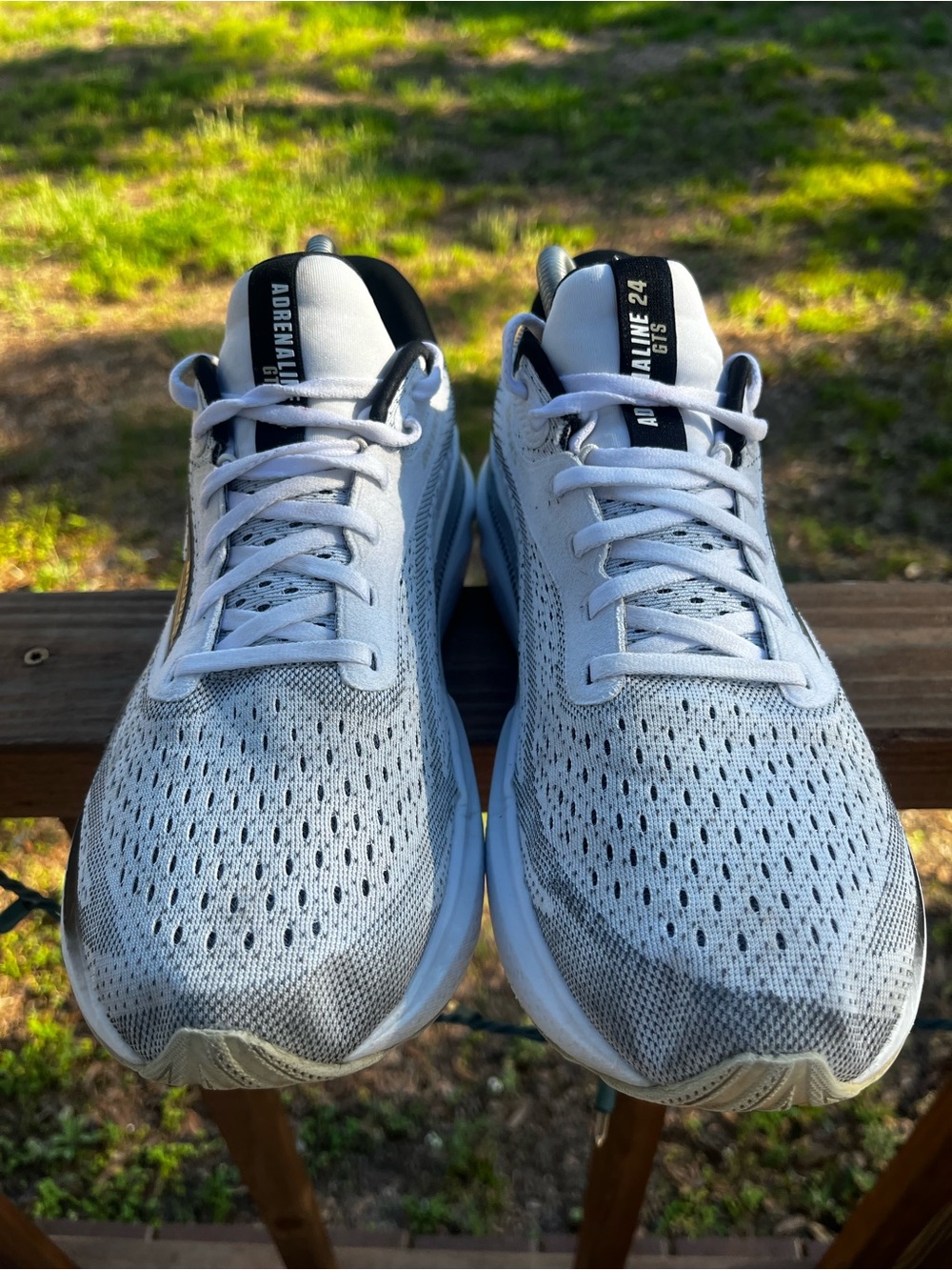 Brooks Adrenaline 24 GTS Running Walking Shoes Women’s Size 11 Medium B White - Picture 4 of 12